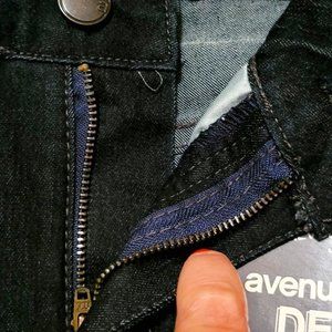 Avenue 16 petite boot cut black jeans